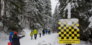 Słoneczny weekend i lawinowa trójka w górach