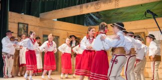 Występy małych górali w Bukowinie Tatrzańskiej (zdjęcia)